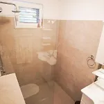 3 Bedroom House With Private Sea Access Vakantiehuis Slano