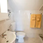 3 Bedroom House With Private Sea Access Ferienhaus *