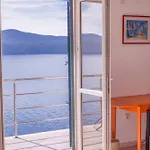 3 Bedroom House With Private Sea Access * Slano
