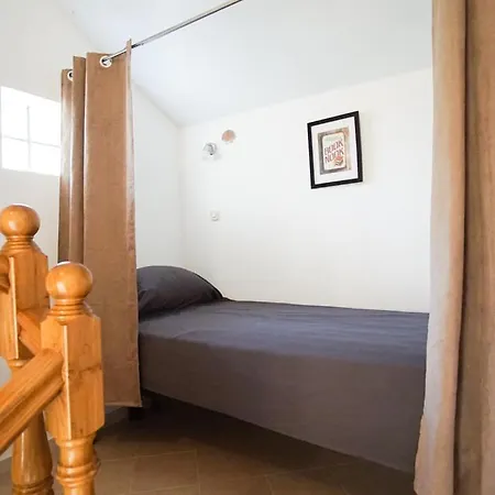 Feriehus 3 Bedroom House With Private Sea Access *