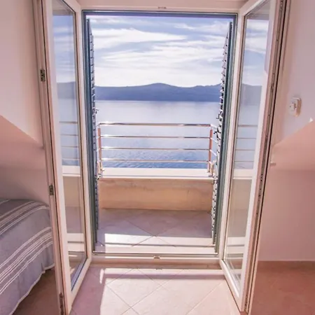 Ferienhaus 3 Bedroom House With Private Sea Access Slano