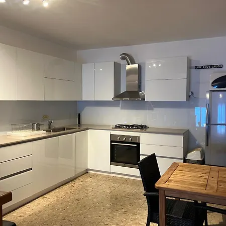 Feriehus 3 Bedroom House With Private Sea Access