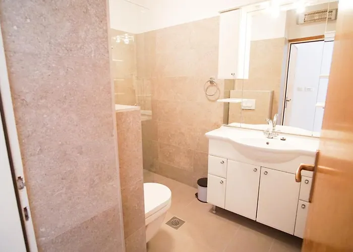 Feriehus 3 Bedroom House With Private Sea Access Slano